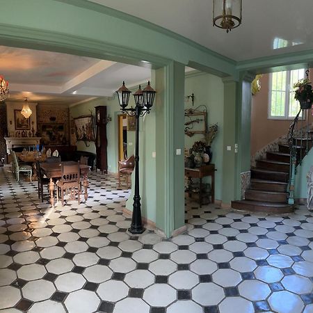 Ravenel Le Temps D'Un Reve B&B 외부 사진