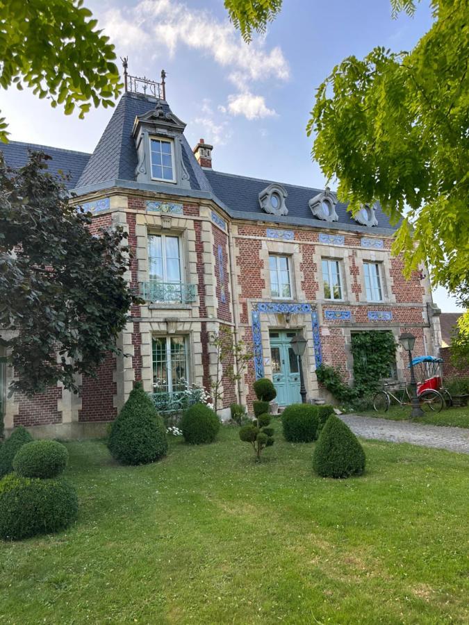 Ravenel Le Temps D'Un Reve B&B 외부 사진